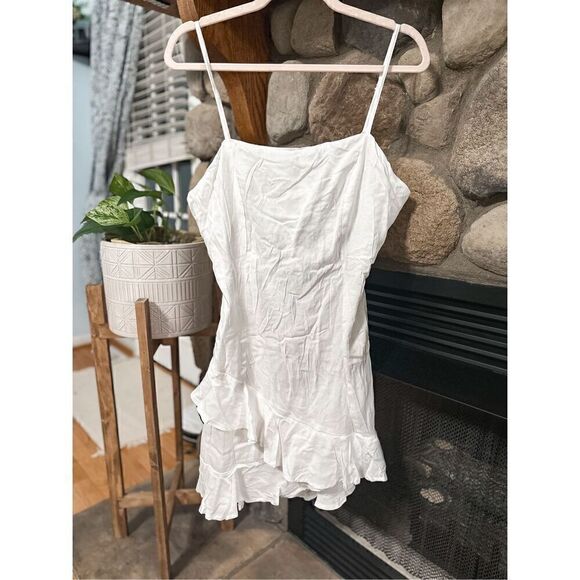 Francesca’s NWT White Summer Dress - Picture 1 of 8